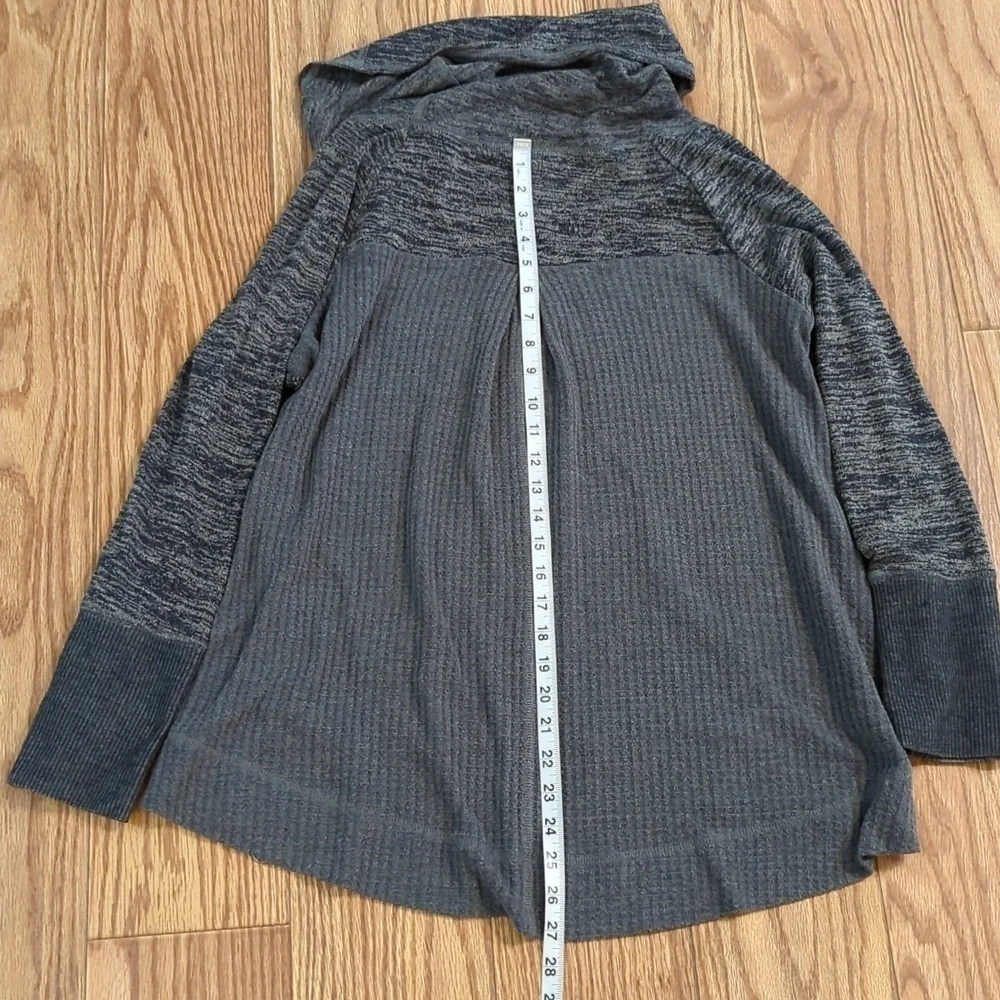 Soft Surroundings Cowlneck Sweater Gray Kangaroo Pocket Waffle Knit Women's L
